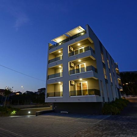 Apartments Adriatic ポドストラナ エクステリア 写真