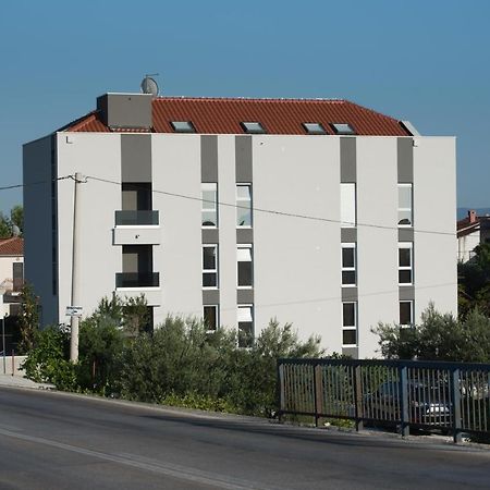 Apartments Adriatic ポドストラナ エクステリア 写真