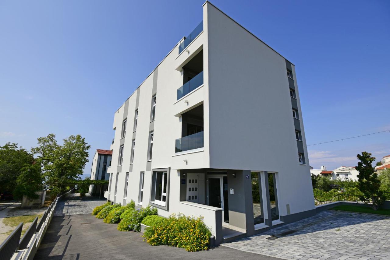 Apartments Adriatic ポドストラナ エクステリア 写真