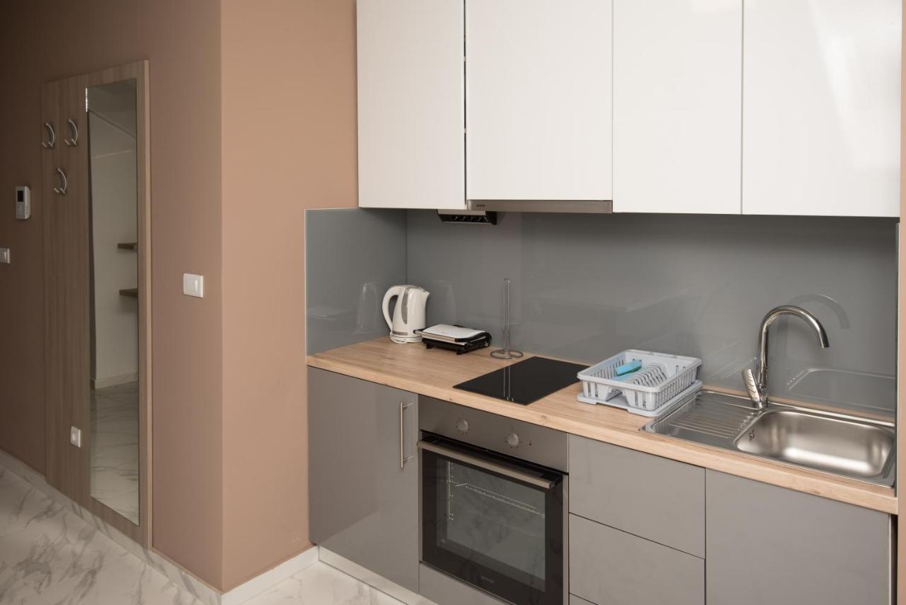 Apartments Adriatic ポドストラナ エクステリア 写真