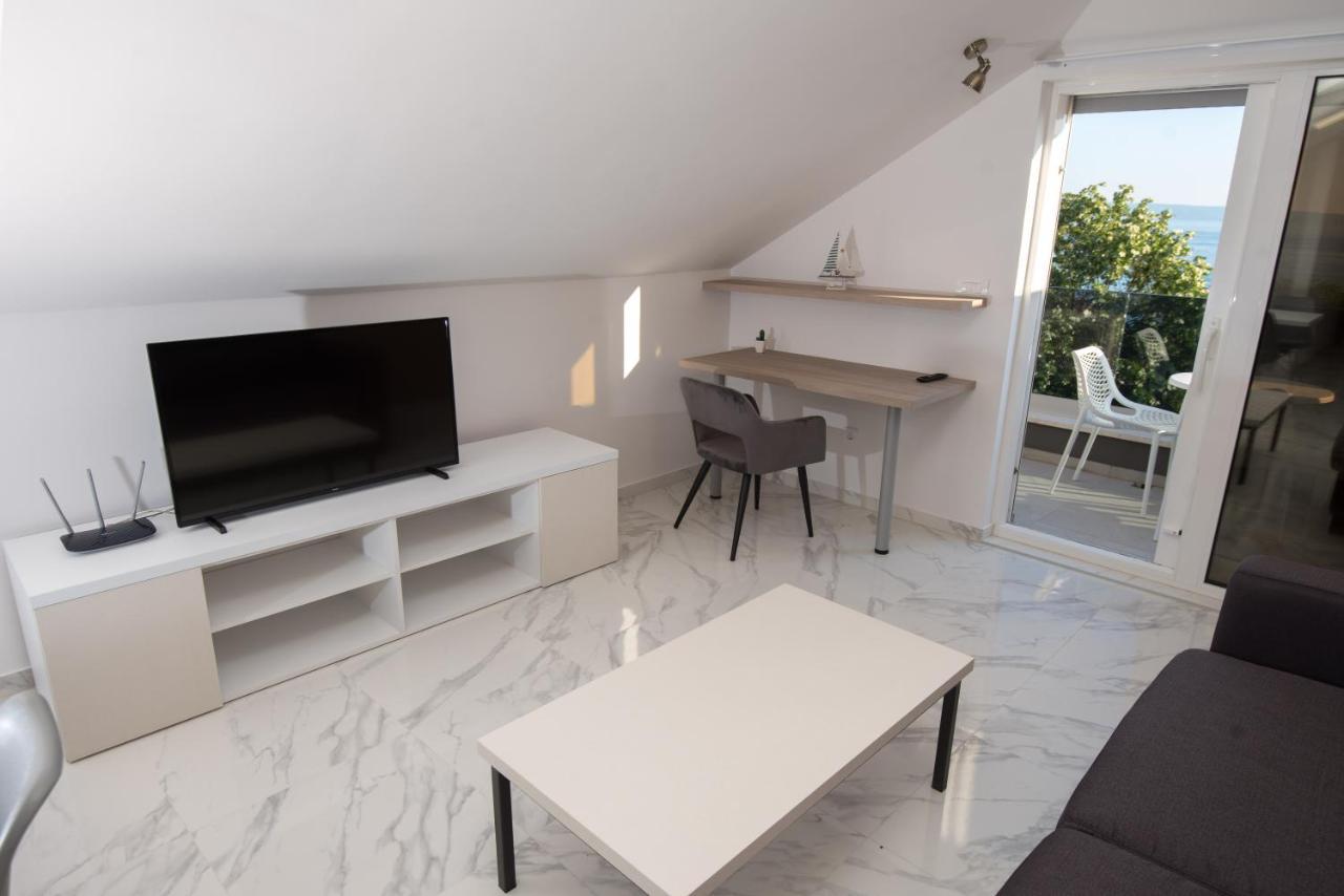 Apartments Adriatic ポドストラナ エクステリア 写真